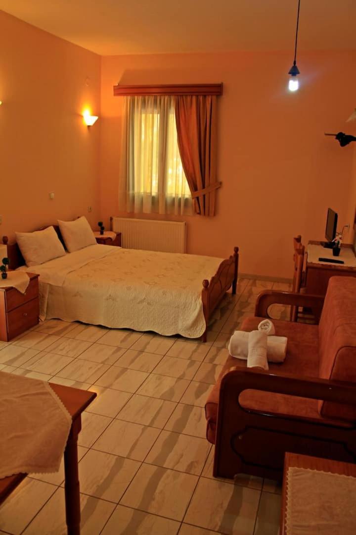 Guesthouse Bizani Néo Bizáni Szoba fotó